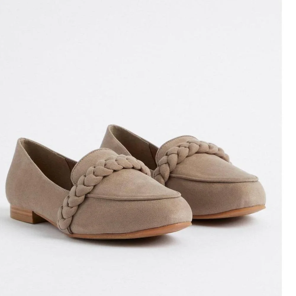 NWOT Torrid Taupe Flat Closed Toe Twist Braid Comfortable Loafer Size: 7.5W - Picture 1 of 5